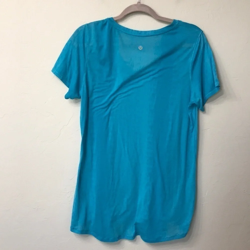 Lululemon blue thin short sleeved top.